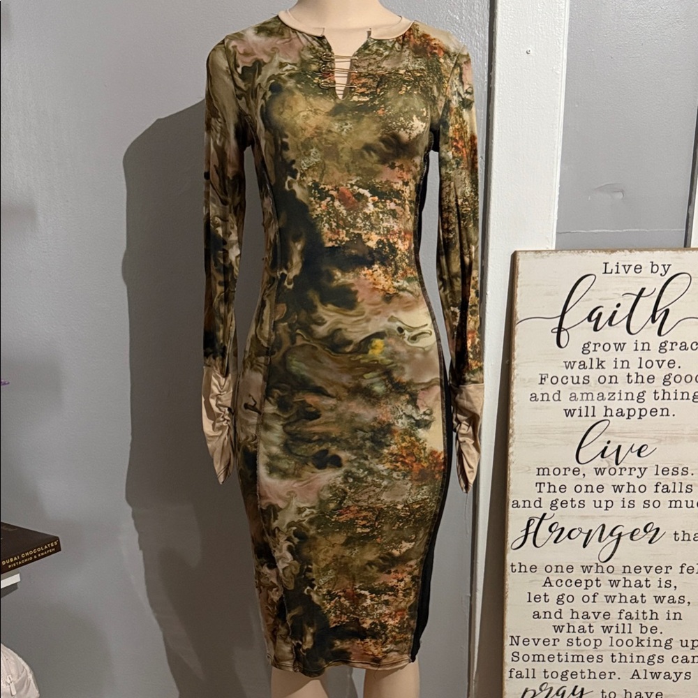 Fashion Nova Olive Green & Tan Long Sleeve Midi Dress